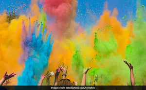 For Holi, Keep These 6 Beauty Tips In Mind. Your Skin And Hair Will Thank You(NDTV article)